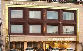 Hotel Pearl Wood